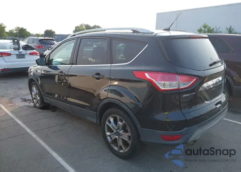 2015 Ford Escape Titanium z USA, uszkodzony, nr VIN 1FMCU0JX9FUB03122